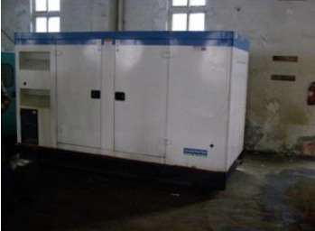 鸡西康明斯150kw大型柴油二手发电机组
